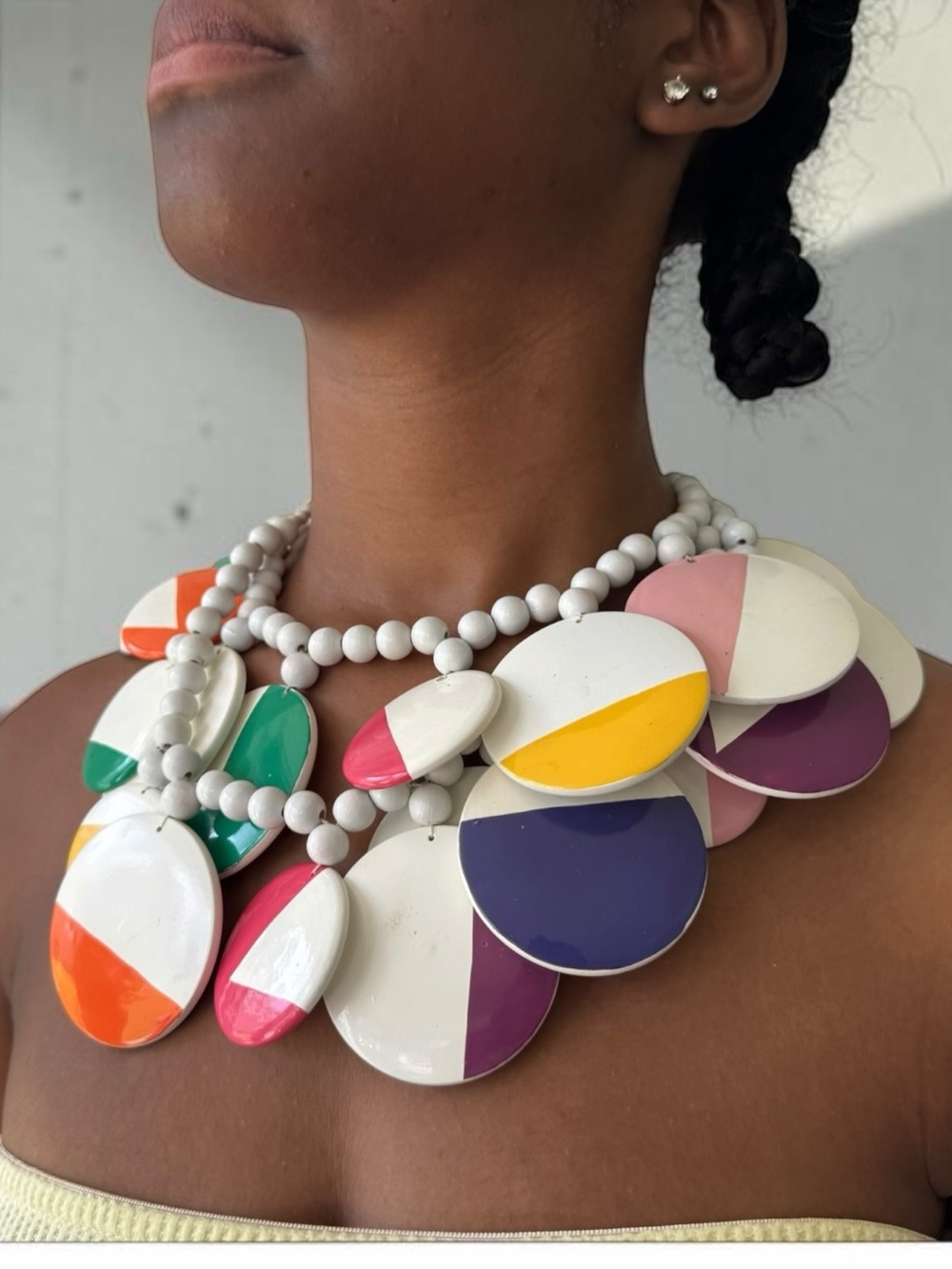 Vtg 80s Colorful Wood Disc Beaded Statement Necklace White Painted